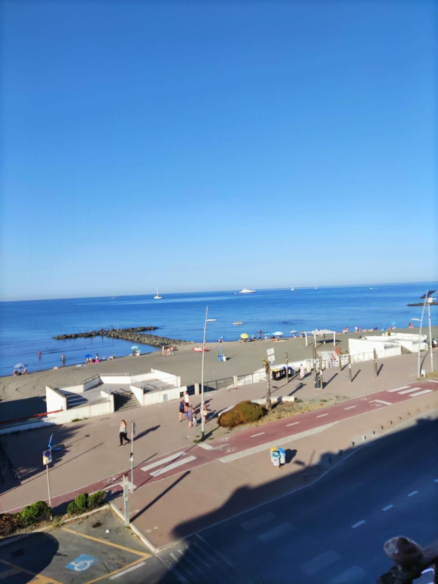 Apartment With Seaview Casa Davidoff Lido di Ostia Dış mekan fotoğraf